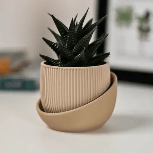 The Eero Planter | Stylish 2-Piece Drip Tray Planter Design for Indoor Potting | 3 Sizes Available | Made in USA
